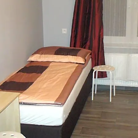 Hostel Kamienna Centrum-2